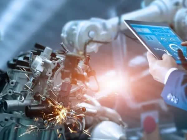 How does domestic cable/connector develop in the wave of industrial robots?
